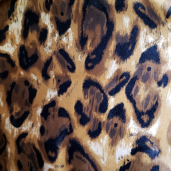 DStudio Leopard Print Pencil Skirt (0322) - Picture 2 of 5